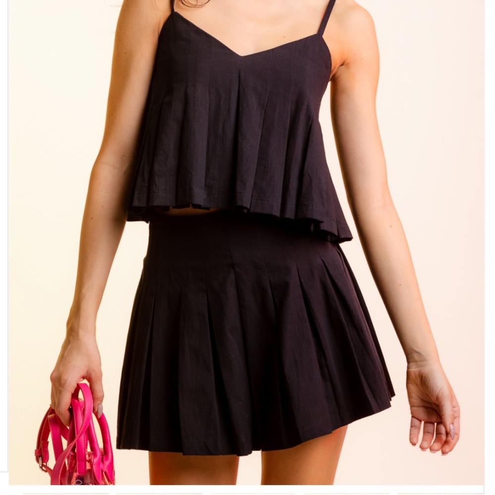 Very J Black Pleated Two-Piece Crop Top and Skirt Set